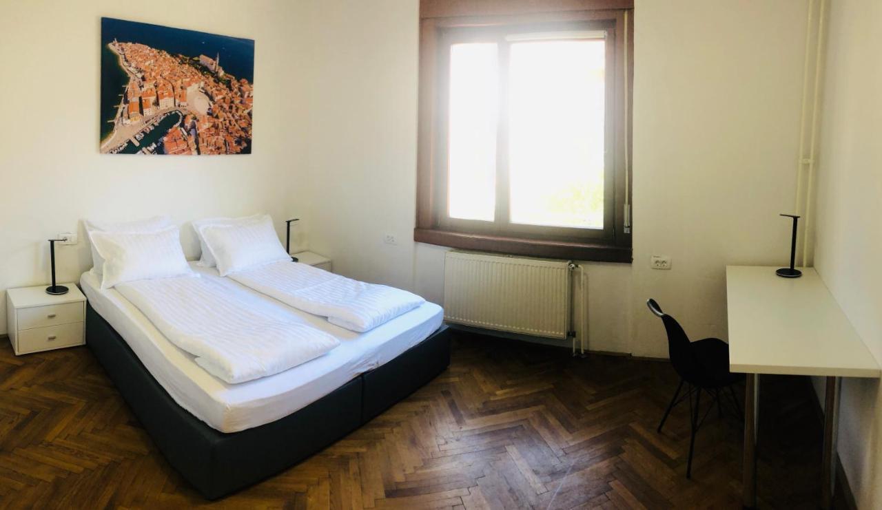 Huge Bbq Garden 2, Spacious Flat, Ac, Free Parking 2 Ljubljana Exteriör bild