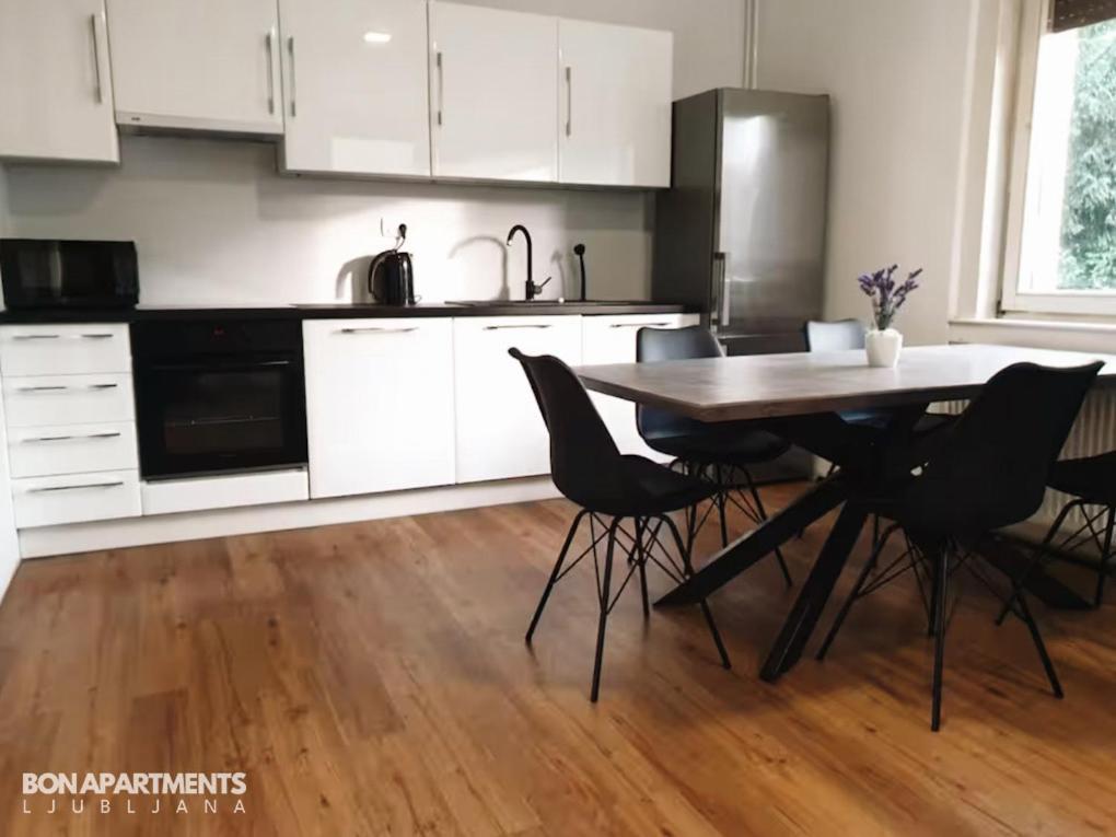 Huge Bbq Garden 2, Spacious Flat, Ac, Free Parking 2 Ljubljana Exteriör bild