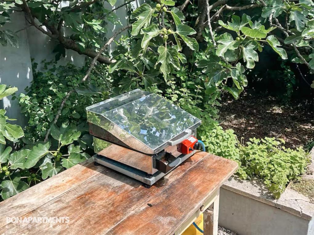 Huge Bbq Garden 2, Spacious Flat, Ac, Free Parking 2 Ljubljana Exteriör bild